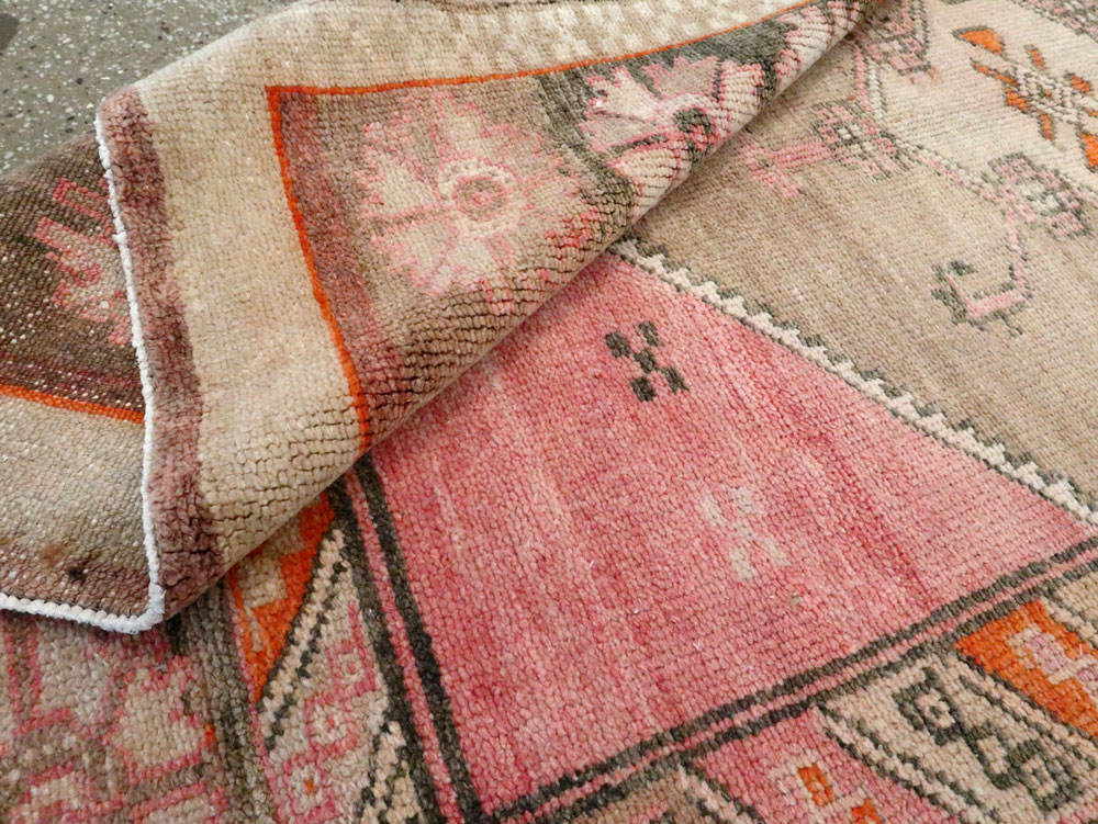 Vintage Turkish Anatolian Wide Gallery Runner, No.27682 - Galerie Shabab