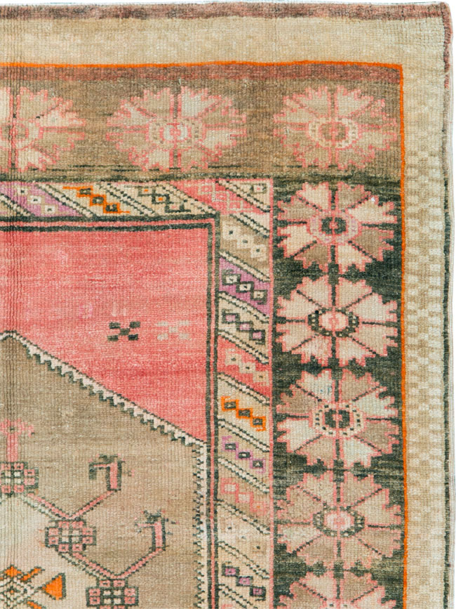 Vintage Turkish Anatolian Wide Gallery Runner, No.27682 - Galerie Shabab
