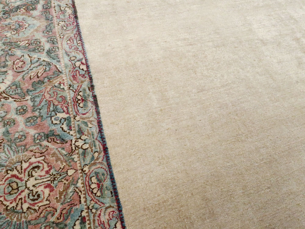 Antique Persian Lavar Kerman Gallery Carpet, No.27684 - Galerie Shabab