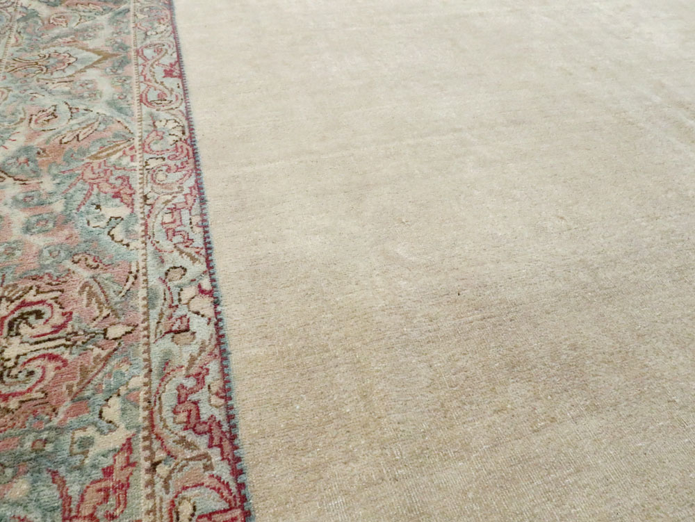 Antique Persian Lavar Kerman Gallery Carpet, No.27684 - Galerie Shabab