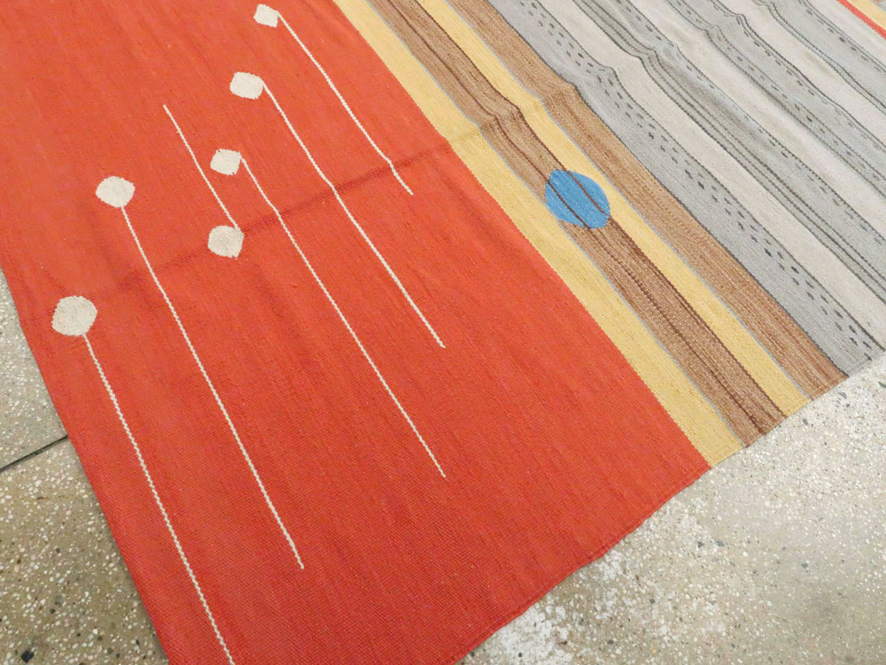 Modern Turkish Flatweave Room Size Carpet, No.27690 - Galerie Shabab