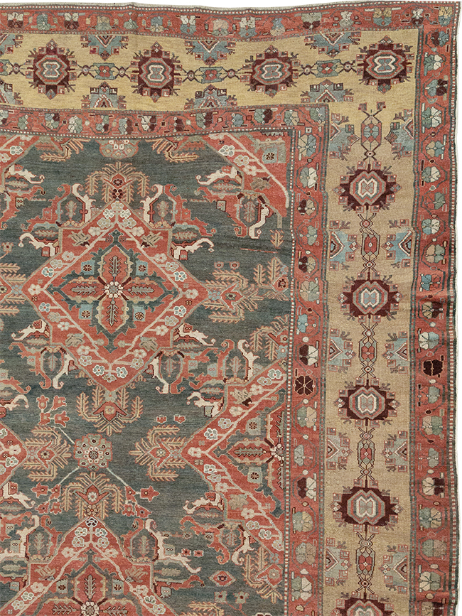 Antique Persian Bakhtiari Large Carpet, No.27692 - Galerie Shabab