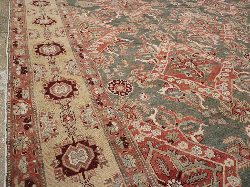 Antique Persian Bakhtiari Large Carpet, No.27692 - Galerie Shabab
