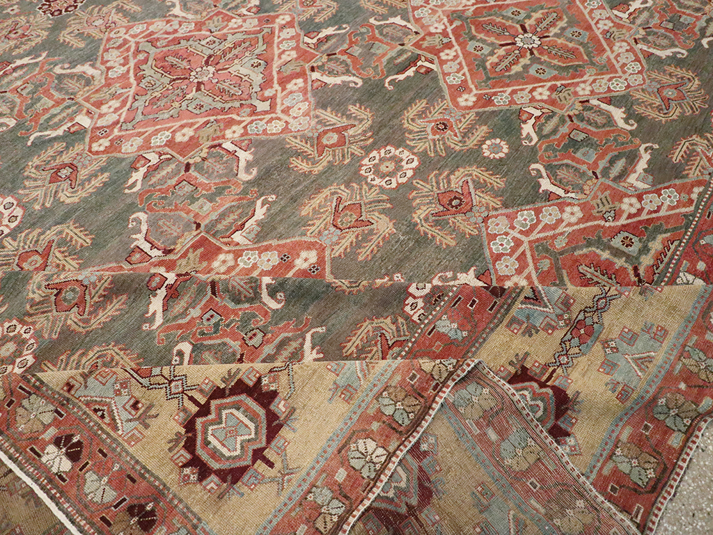 Antique Persian Bakhtiari Large Carpet, No.27692 - Galerie Shabab