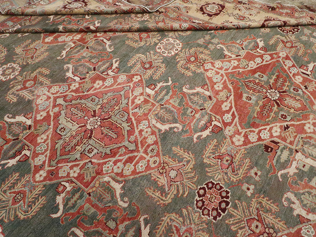 Antique Persian Bakhtiari Large Carpet, No.27692 - Galerie Shabab