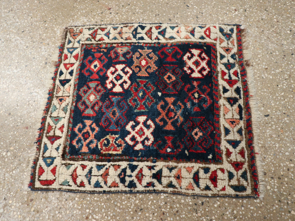 Antique Northwest Persian Bag Face, No.27695 - Galerie Shabab