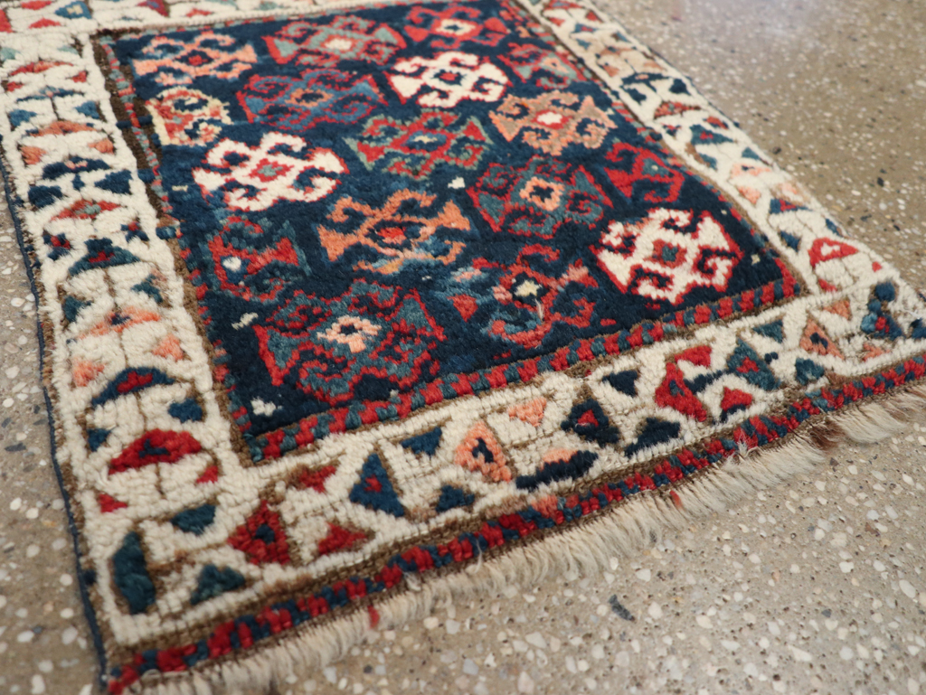 Antique Northwest Persian Bag Face, No.27695 - Galerie Shabab