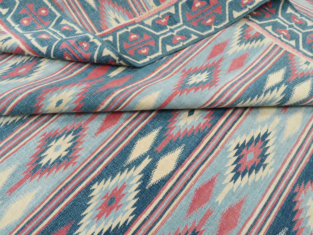 Vintage Indian Flatweave Dhurrie Large Square Carpet, No.27696 - Galerie Shabab