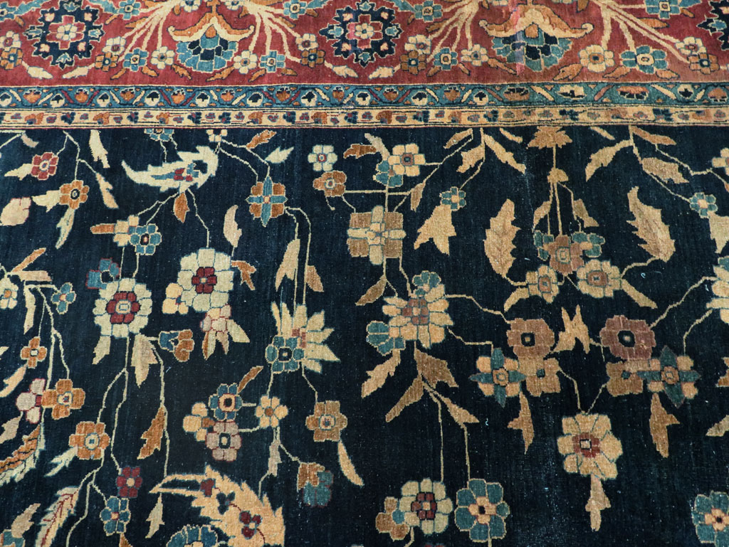 Vintage Indian Lahore Large Room Size Carpet, No.27702 - Galerie Shabab