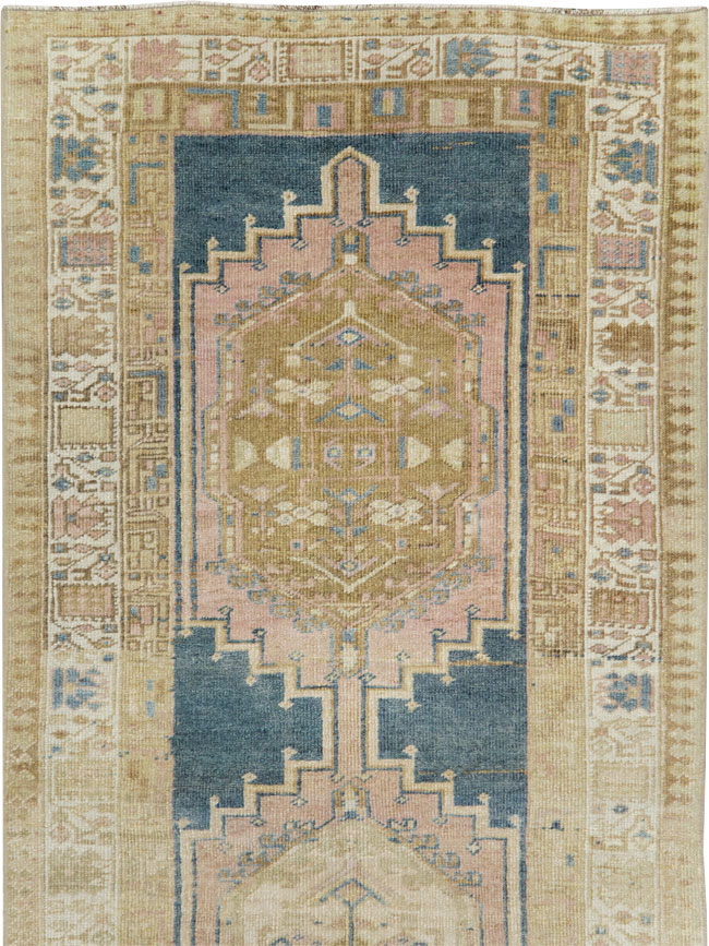 Antique Persian Heriz Runner, No.27706 - Galerie Shabab