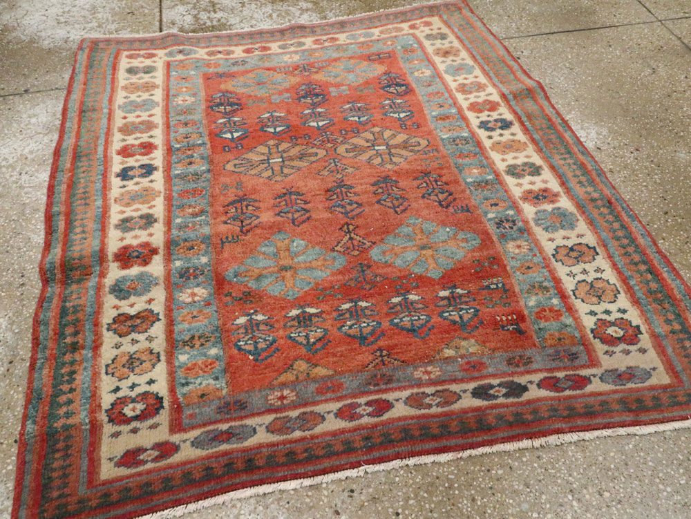 Antique Persian Bakshaish Rug, No.27708 - Galerie Shabab