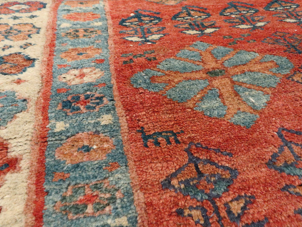 Antique Persian Bakshaish Rug, No.27708 - Galerie Shabab