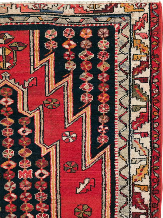 Vintage Persian Mazlagan Accent Rug, No.27710 - Galerie Shabab