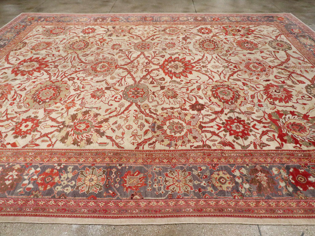 Antique Persian Sultanabad Carpet, No.27717 - Galerie Shabab