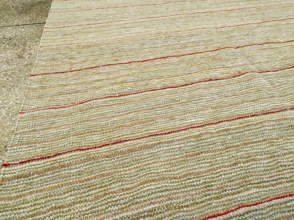 Modern Turkish Kilim, No.27726 - Galerie Shabab
