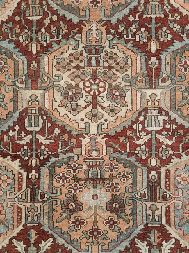 Vintage Persian Bakhtiari Square Room Size Carpet, No.27727 - Galerie Shabab
