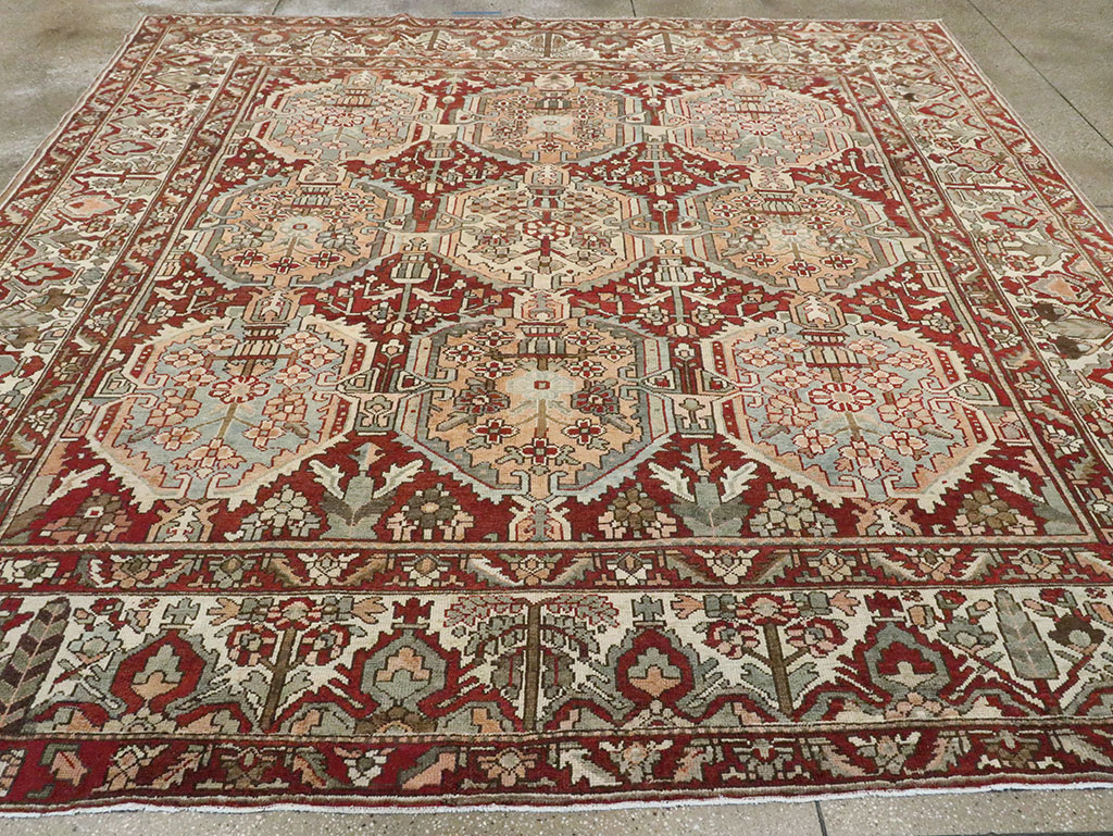 Vintage Persian Bakhtiari Square Room Size Carpet, No.27727 - Galerie Shabab
