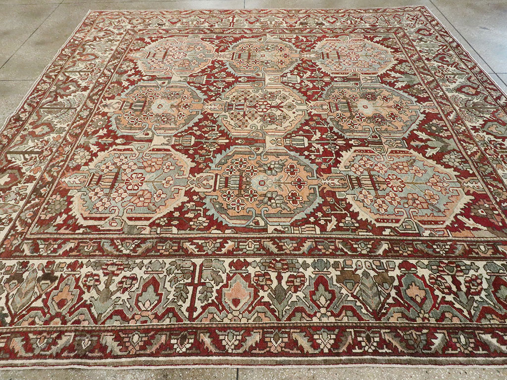 Vintage Persian Bakhtiari Square Room Size Carpet, No.27727 - Galerie Shabab