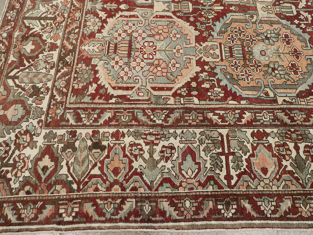 Vintage Persian Bakhtiari Square Room Size Carpet, No.27727 - Galerie Shabab