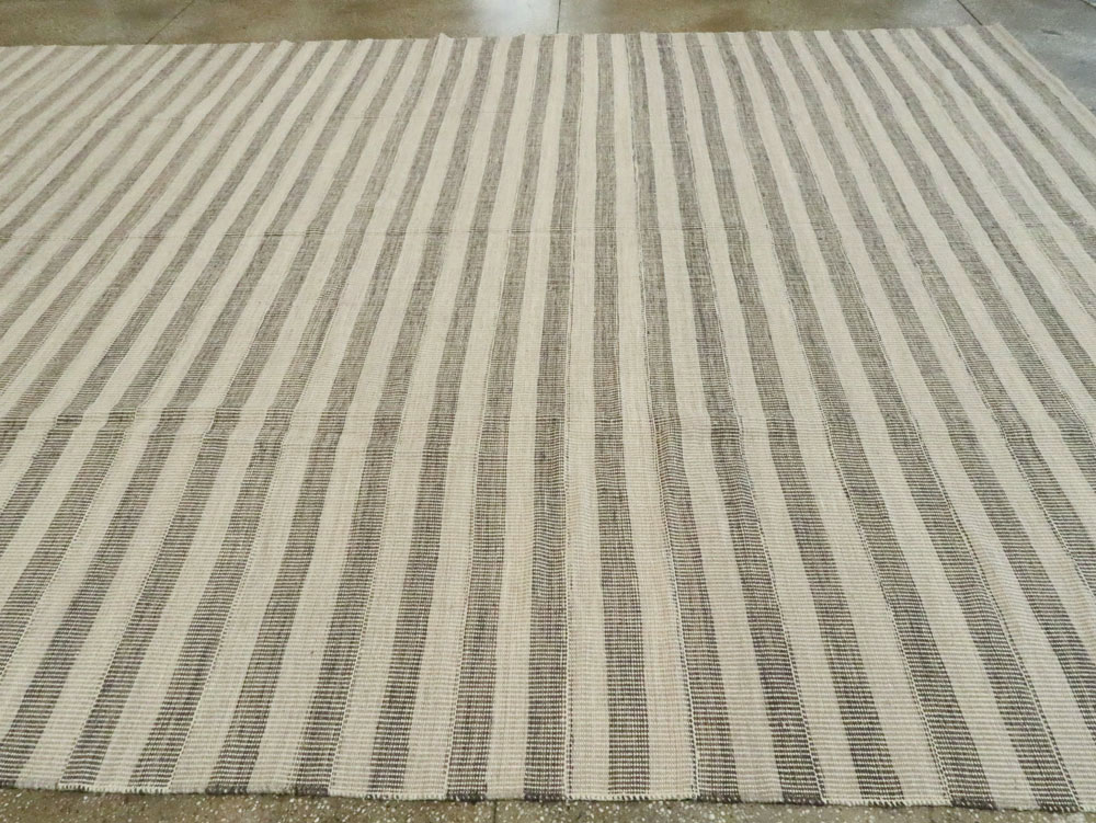 Modern Turkish Flatweave, No.27735 - Galerie Shabab