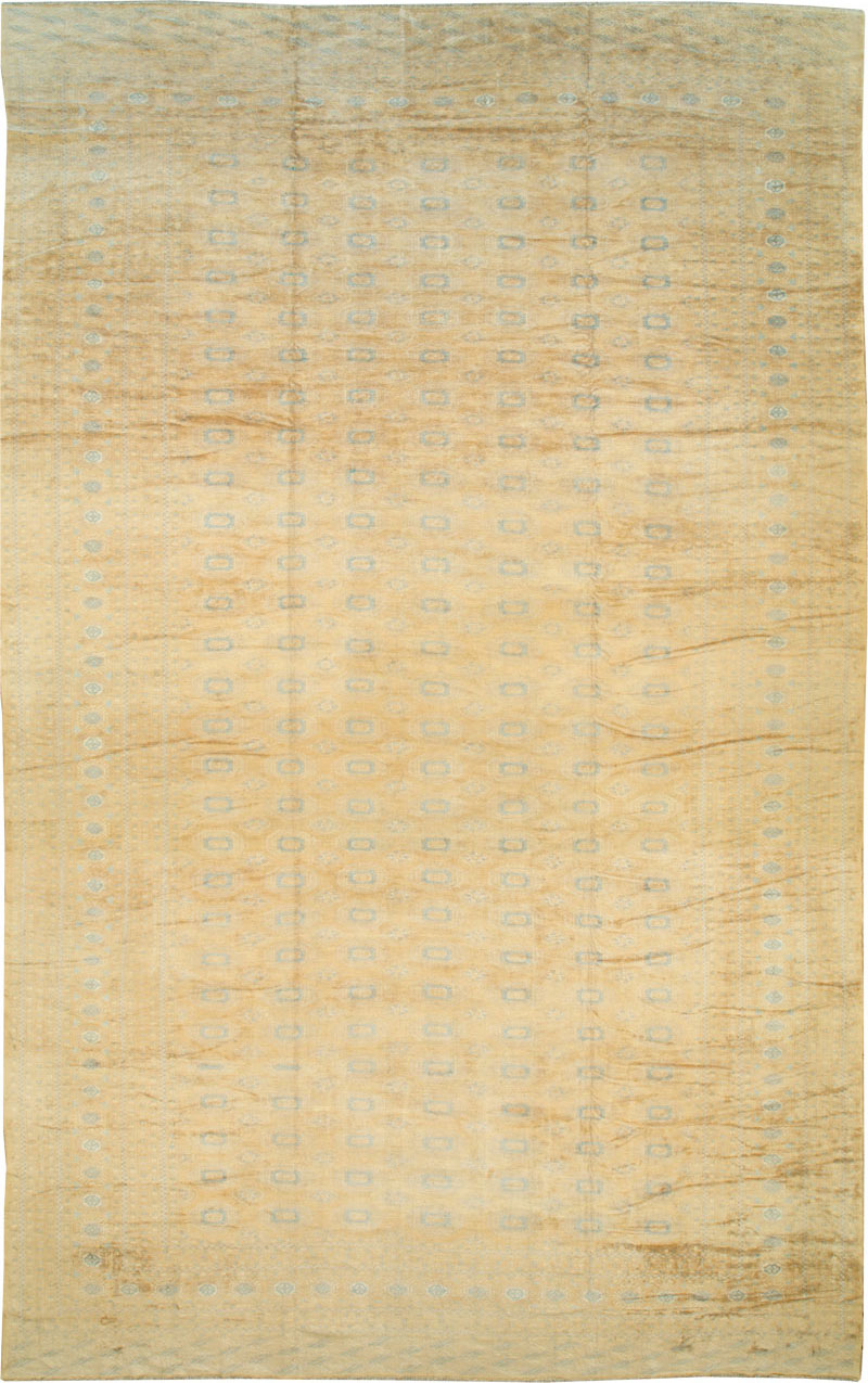Vintage Central Asian Turkoman Oversize Carpet, No.27736 - Galerie Shabab