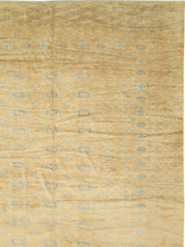 Vintage Central Asian Turkoman Oversize Carpet, No.27736 - Galerie Shabab