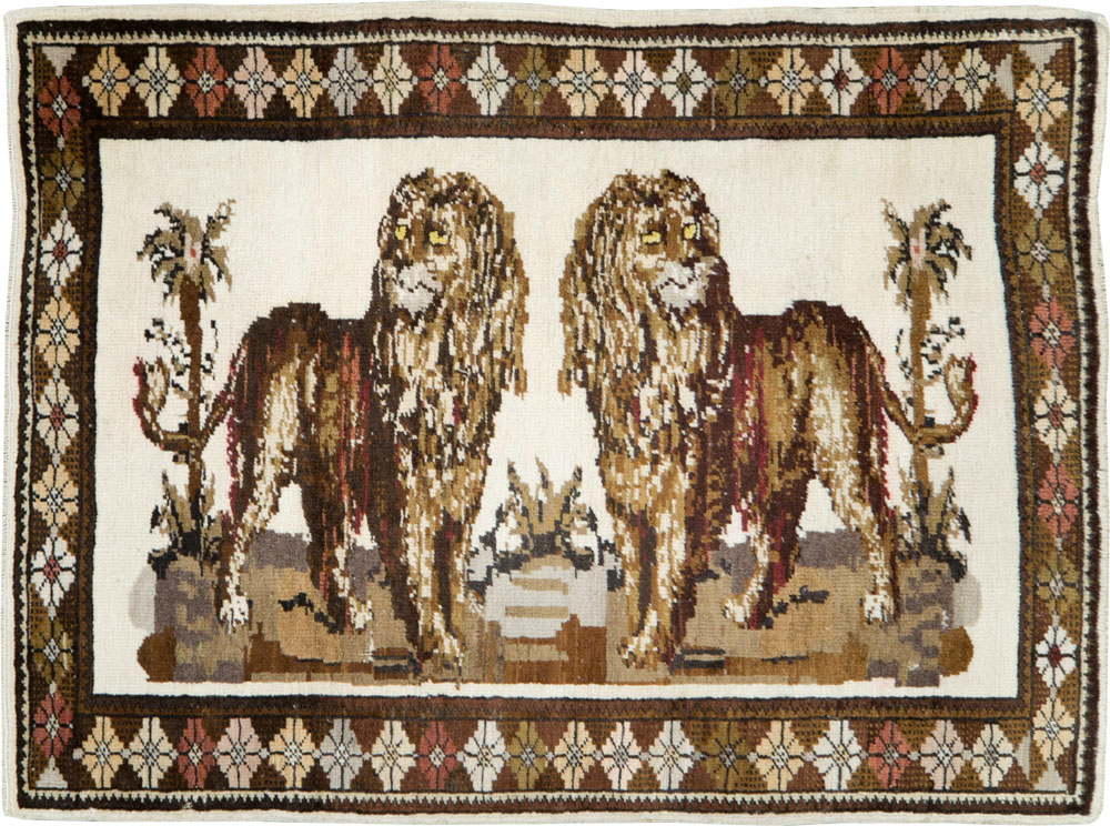 Vintage Anatolian Pictorial Rug, No.27749 - Galerie Shabab