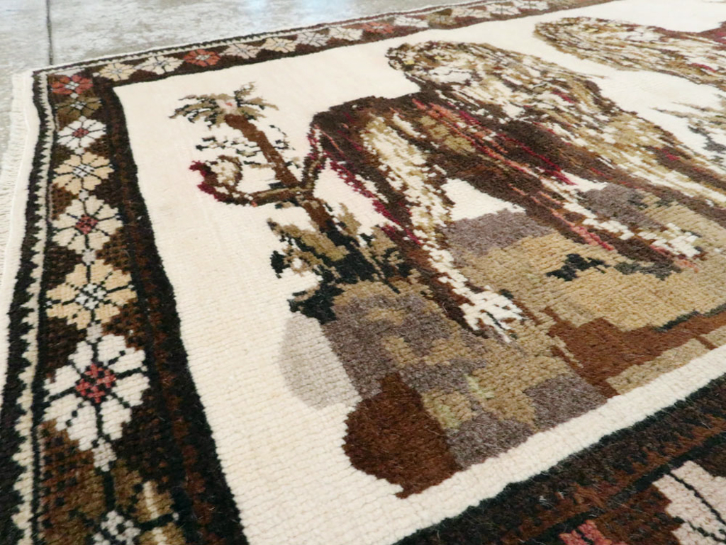 Vintage Anatolian Pictorial Rug, No.27749 - Galerie Shabab