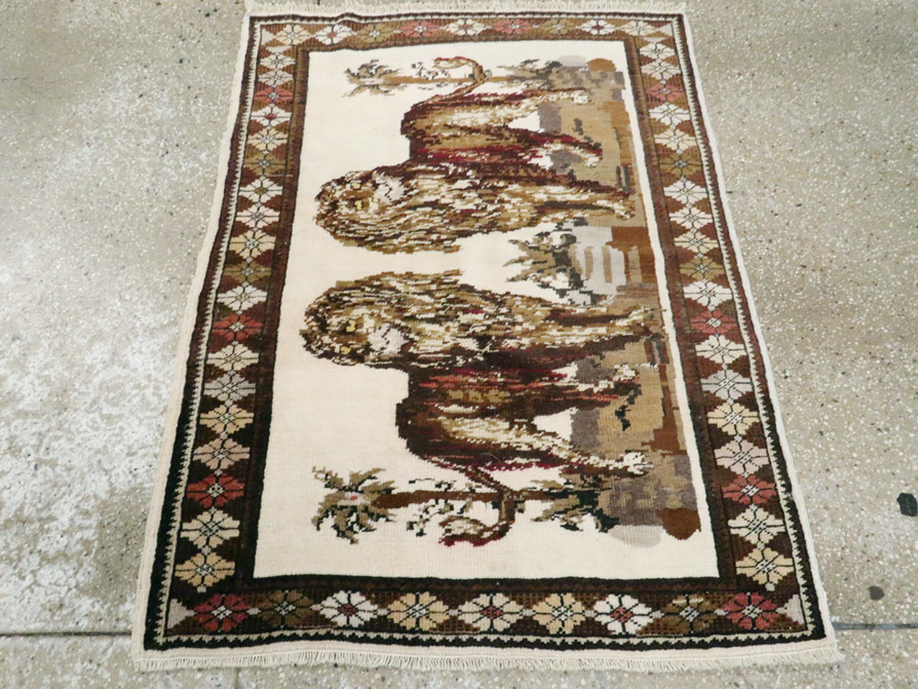 Vintage Anatolian Pictorial Rug, No.27749 - Galerie Shabab