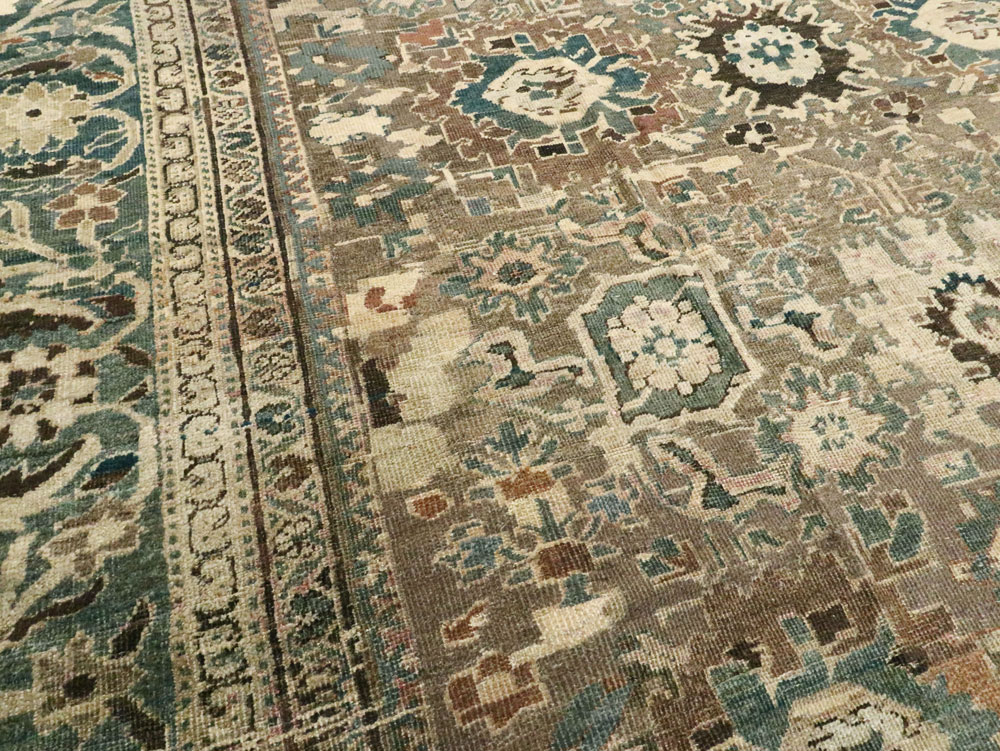 Antique Persian Mahal Square Carpet, No.27750 - Galerie Shabab