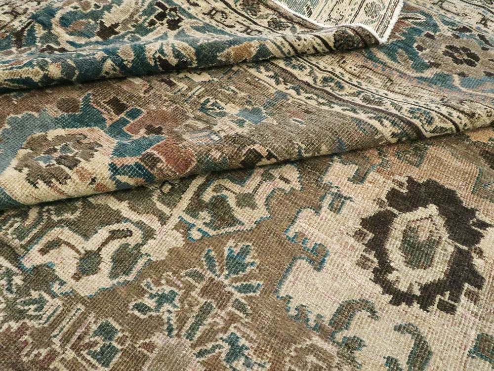 Antique Persian Mahal Square Carpet, No.27750 - Galerie Shabab