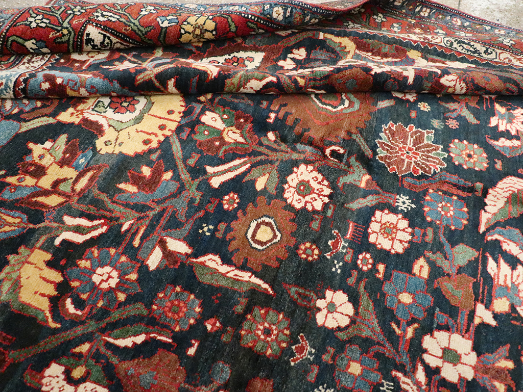 Antique Persian Bidjar Carpet, No.27752 - Galerie Shabab