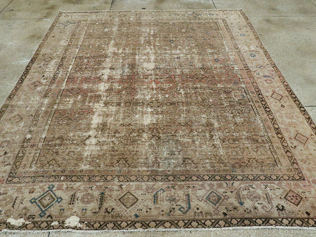 Distressed Antique Persian Malayer Room Size Carpet, No.27754 - Galerie Shabab