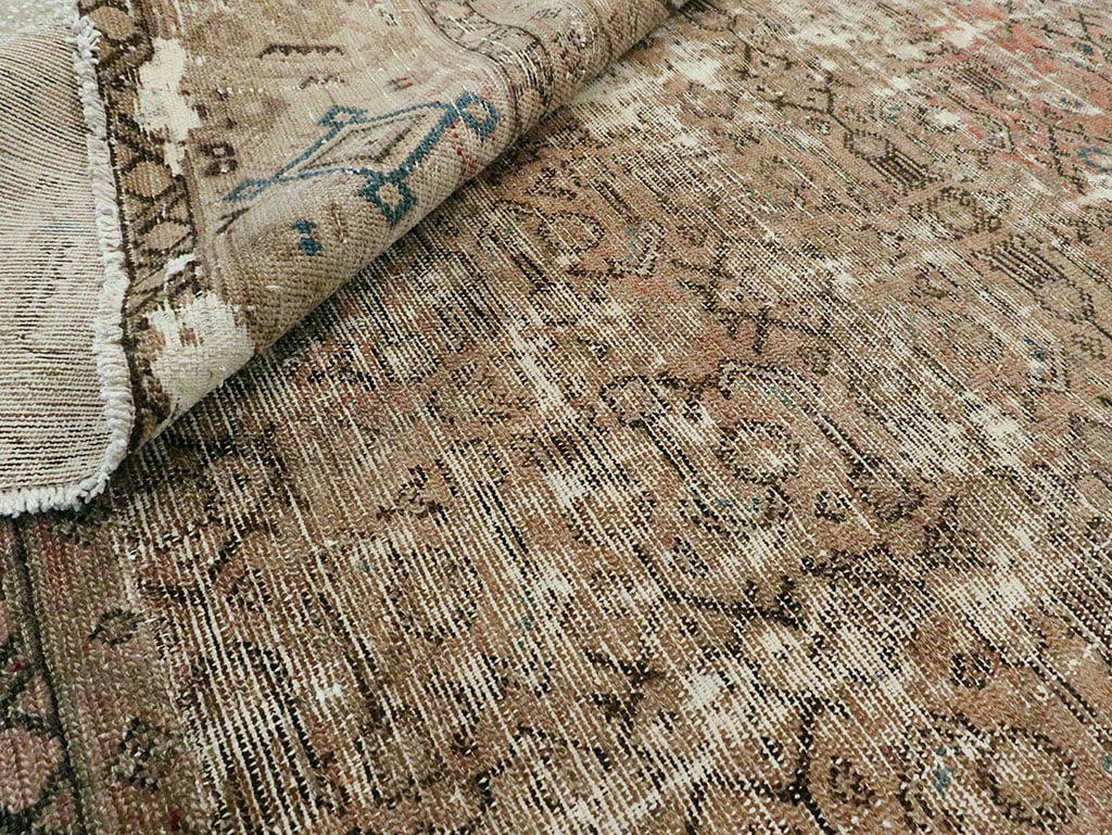 Distressed Antique Persian Malayer Room Size Carpet, No.27754 - Galerie Shabab