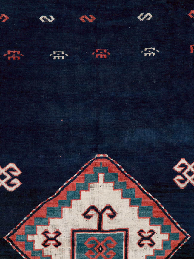 Vintage Caucasian Kazak Rug, No.27756 - Galerie Shabab