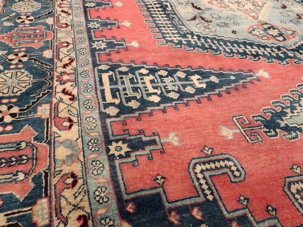 Vintage Persian Veece Large Room Size Carpet, No.27757 - Galerie Shabab