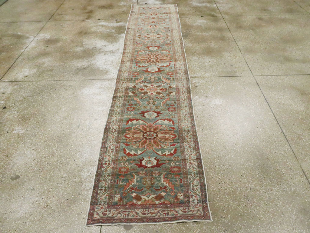 Antique Persian Malayer Runner, No.27759 - Galerie Shabab
