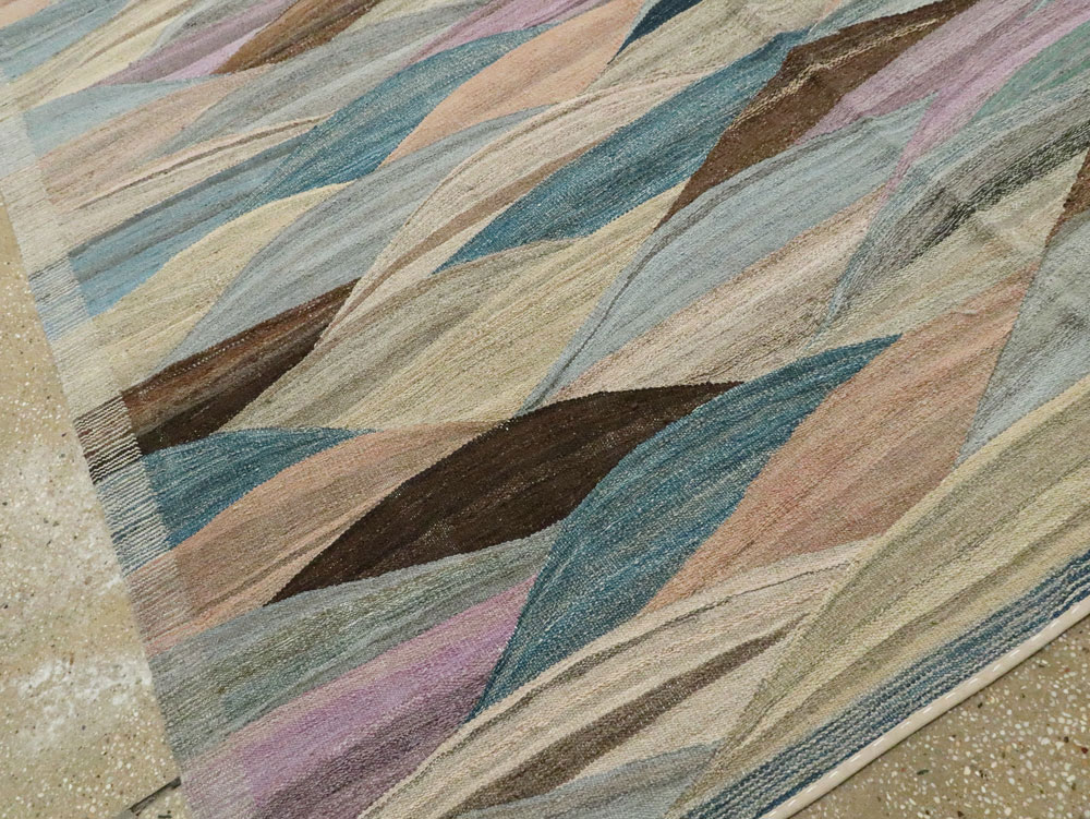 Modern Swedish Inspired Turkish Flatweave, No.27766 - Galerie Shabab