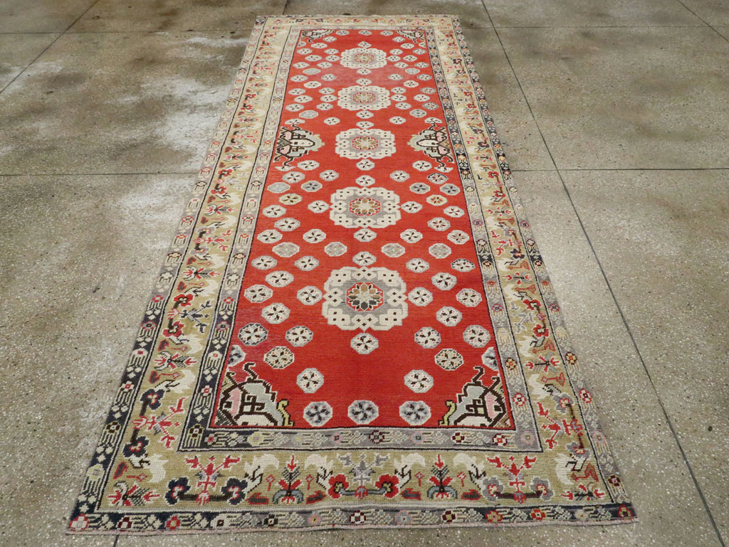 Vintage Anatolian Gallery Rug, No.27767 - Galerie Shabab