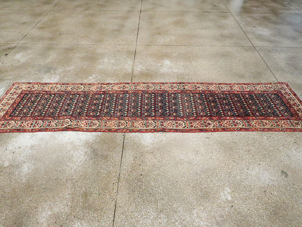 Antique Persian Malayer Runner, No.27769 - Galerie Shabab