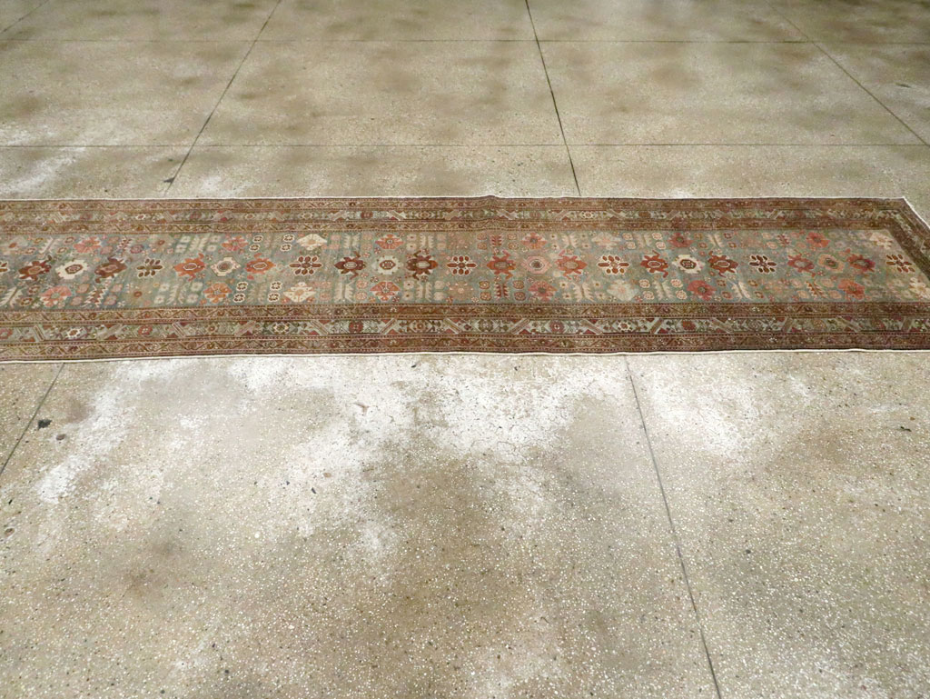 Antique Persian Malayer Runner, No.27771 - Galerie Shabab