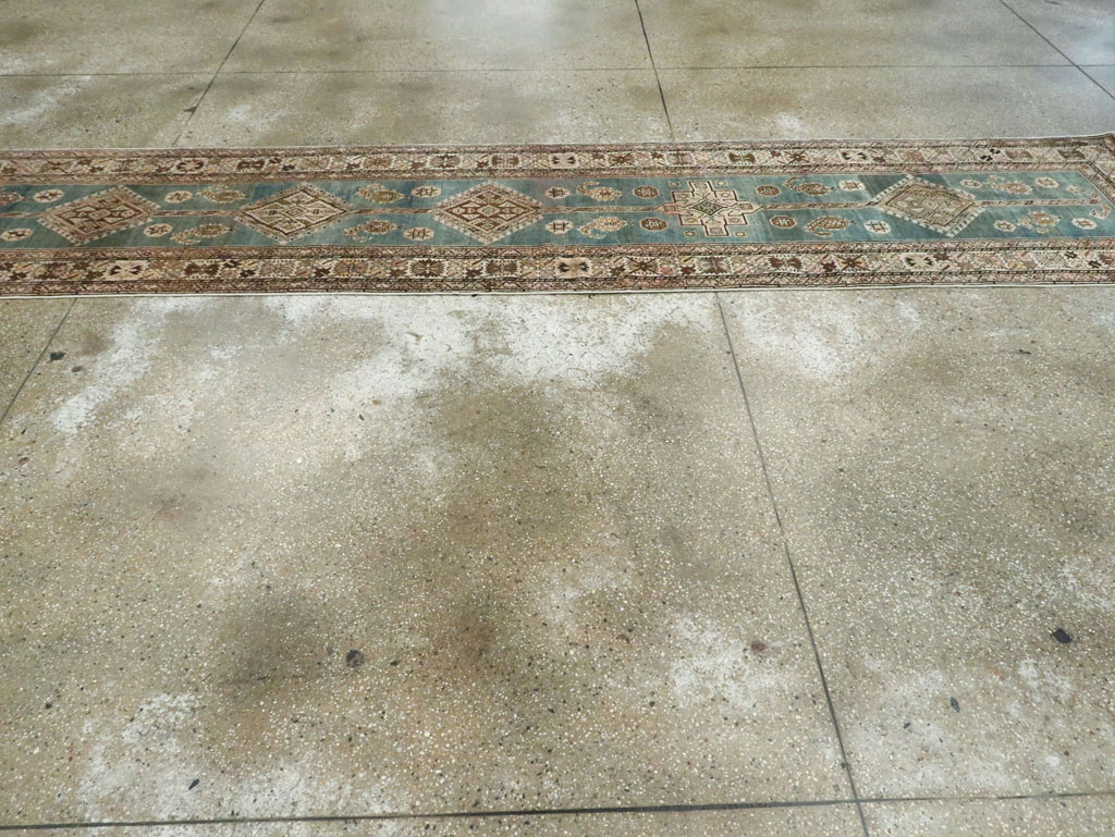 Vintage Persian Serapi Rug, No.27773 - Galerie Shabab