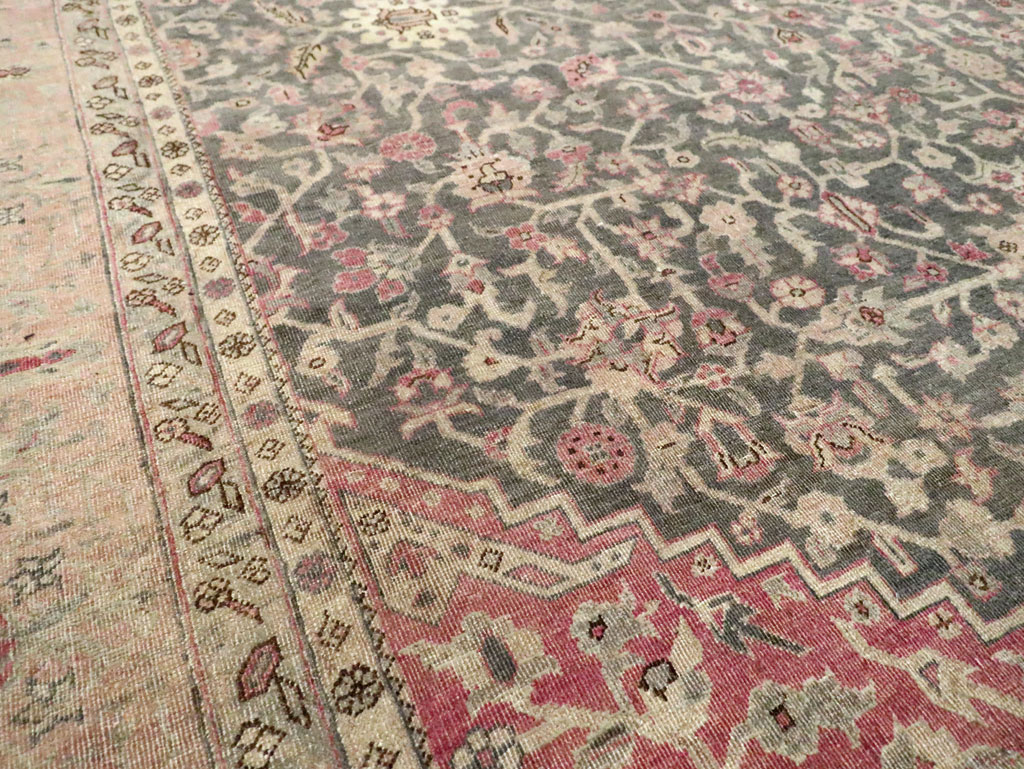 Antique Persian Tabriz Room Size Carpet, No.27774 - Galerie Shabab