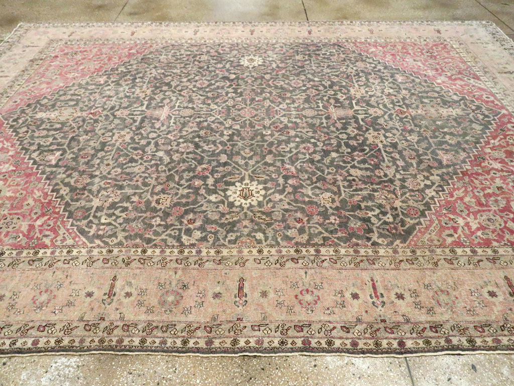 Antique Persian Tabriz Room Size Carpet, No.27774 - Galerie Shabab