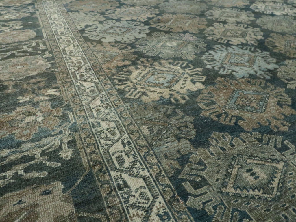 Antique Persian Malayer Room Size Carpet, No.27775 - Galerie Shabab