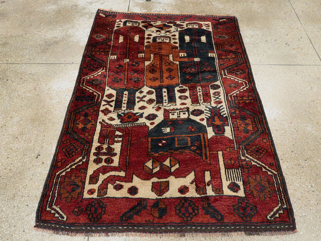 Vintage Persian Pictorial Bakhtiari Rug, No.27782 - Galerie Shabab