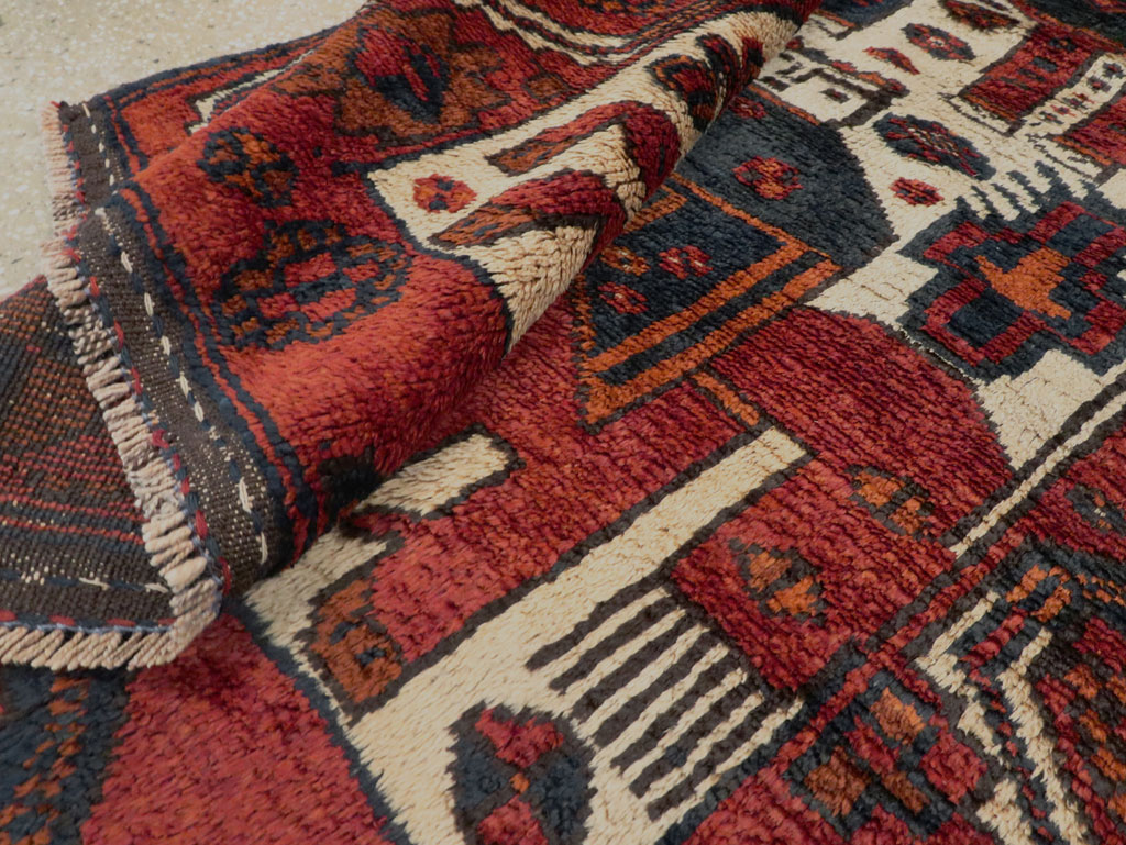 Vintage Persian Pictorial Bakhtiari Rug, No.27782 - Galerie Shabab