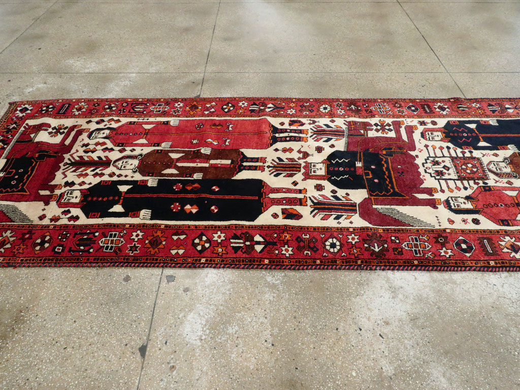 Vintage Pictorial Bakhtiari Rug, No.27784 - Galerie Shabab