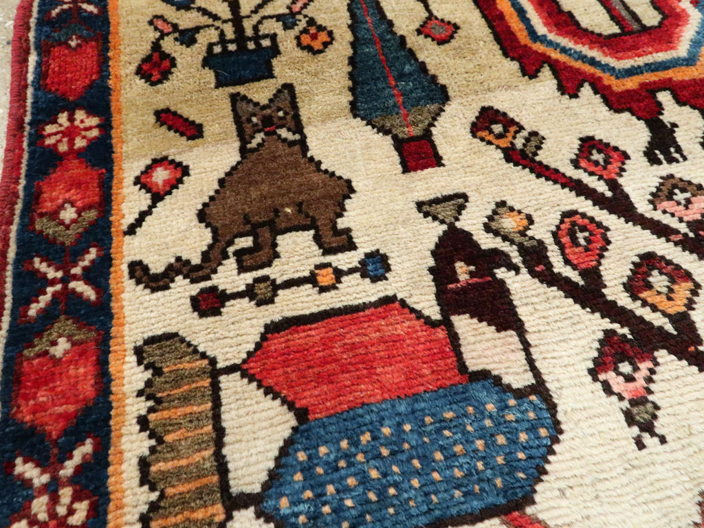 Vintage Persian Tabriz Pictorial Rug, No.27788 - Galerie Shabab