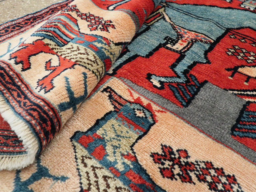 Vintage Pictorial Hamadan Rug, No.27794 - Galerie Shabab